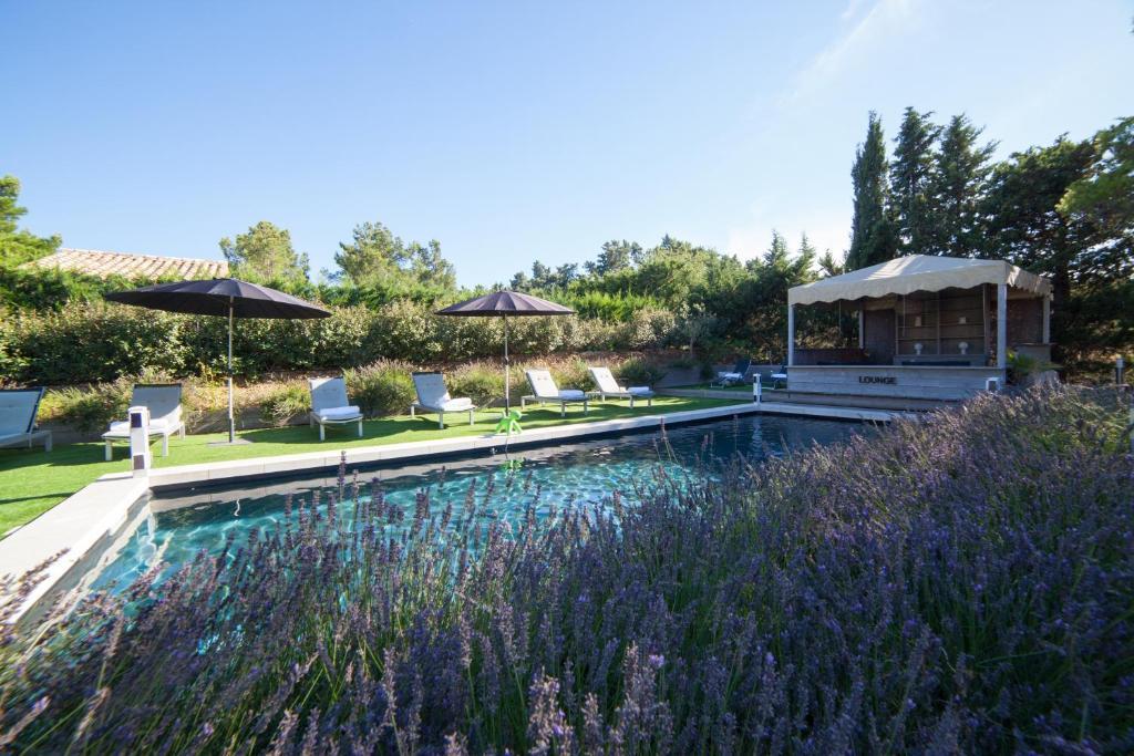 L'Auberge De L'Aubergine Eygalières Εξωτερικό φωτογραφία