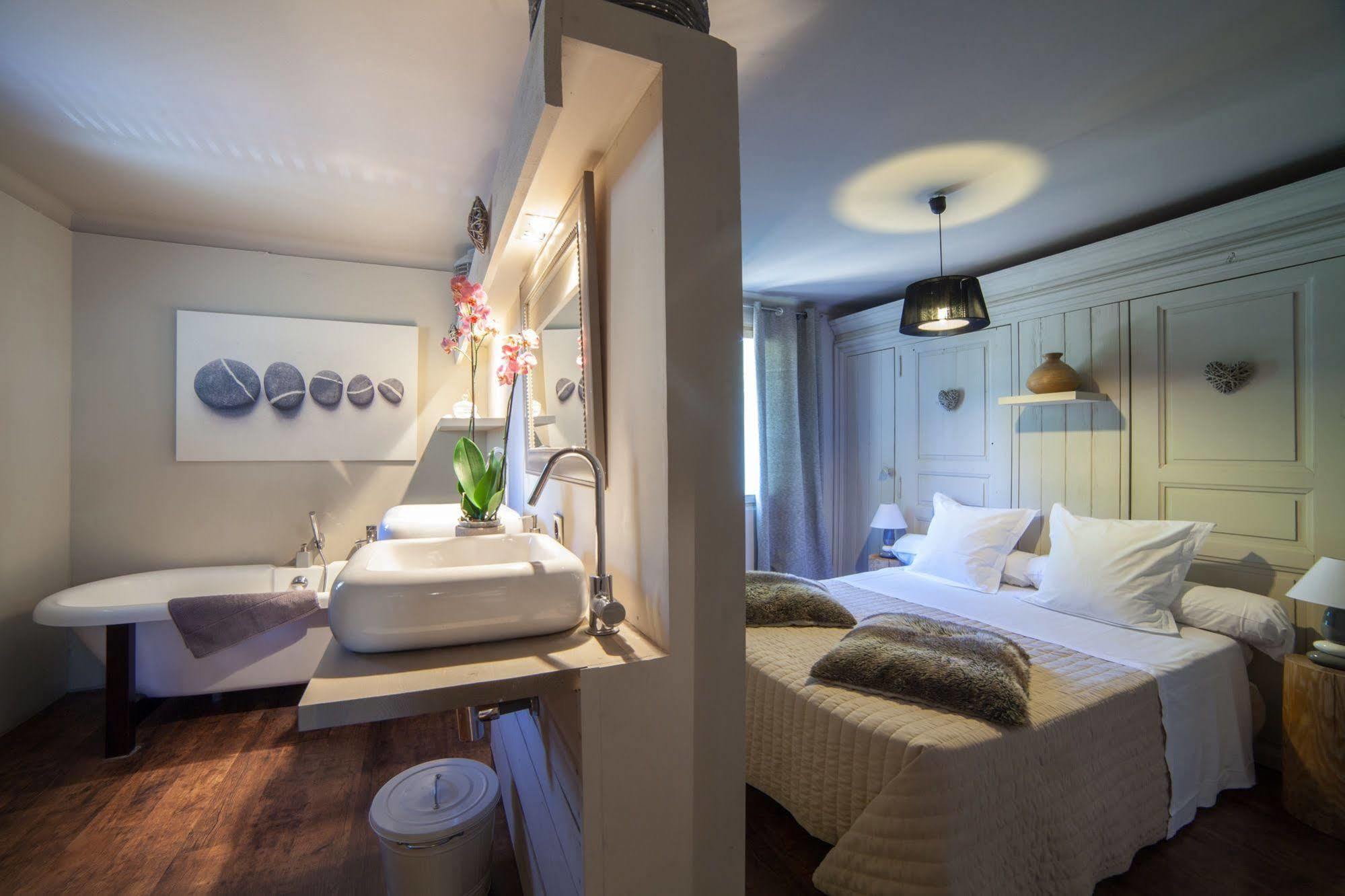 L'Auberge De L'Aubergine Eygalières Εξωτερικό φωτογραφία